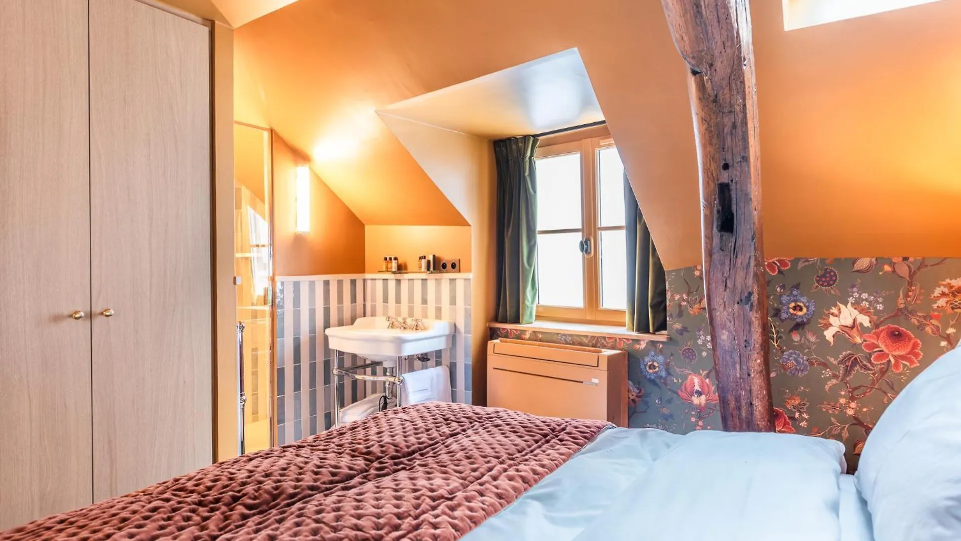Aparthotel Maison La Boheme Montmartre - Studios & Apartments Paris France