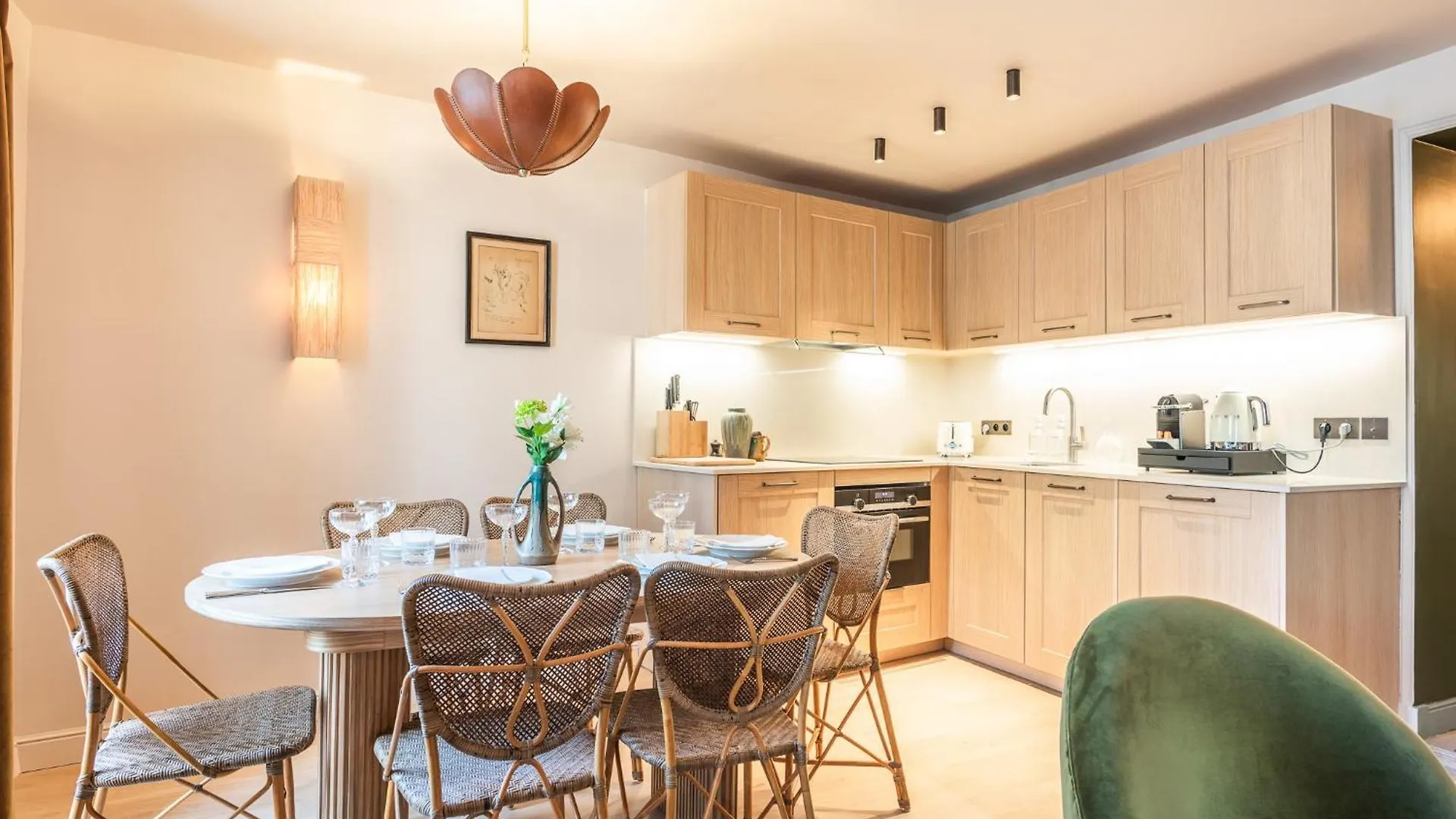 Maison La Boheme Montmartre - Studios & Apartments Paris