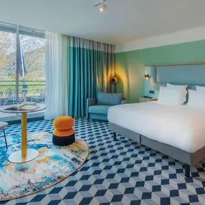 https://splendid-hotel-annecy.hotels-rhonealpes.com