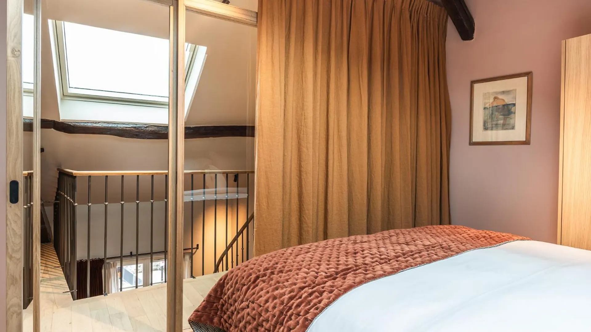 Maison La Boheme Montmartre - Studios & Apartments Paris