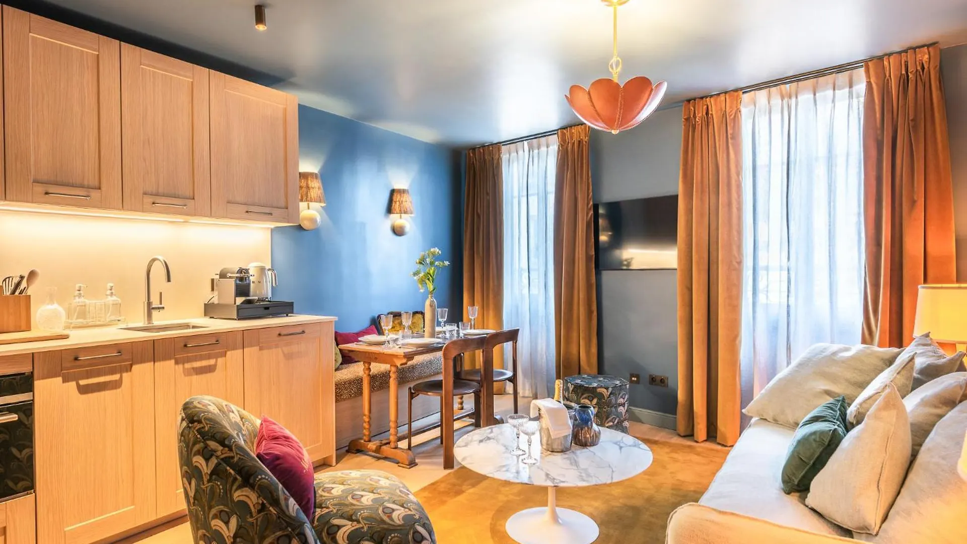 Apart Otel Maison La Boheme Montmartre - Studios & Apartments Paris