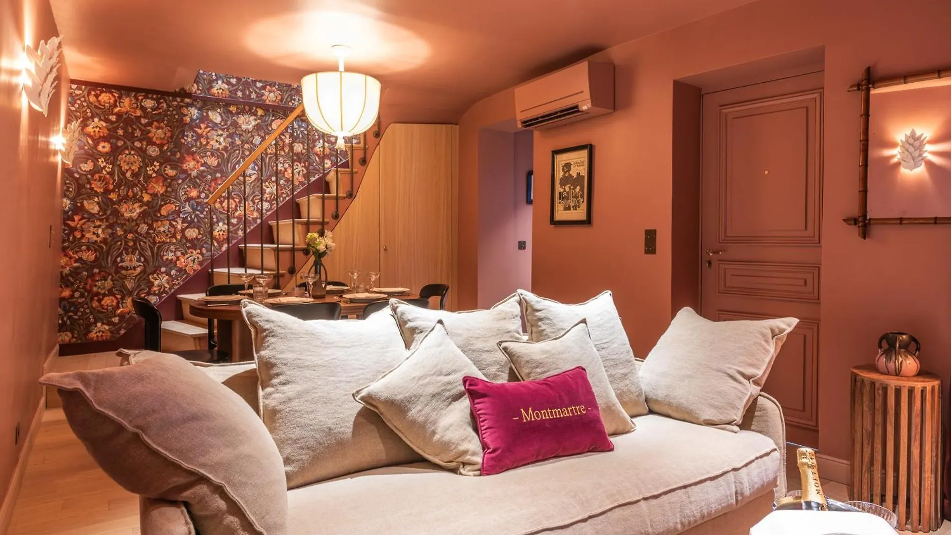 Maison La Boheme Montmartre - Studios & Apartments Paris Aparthotel