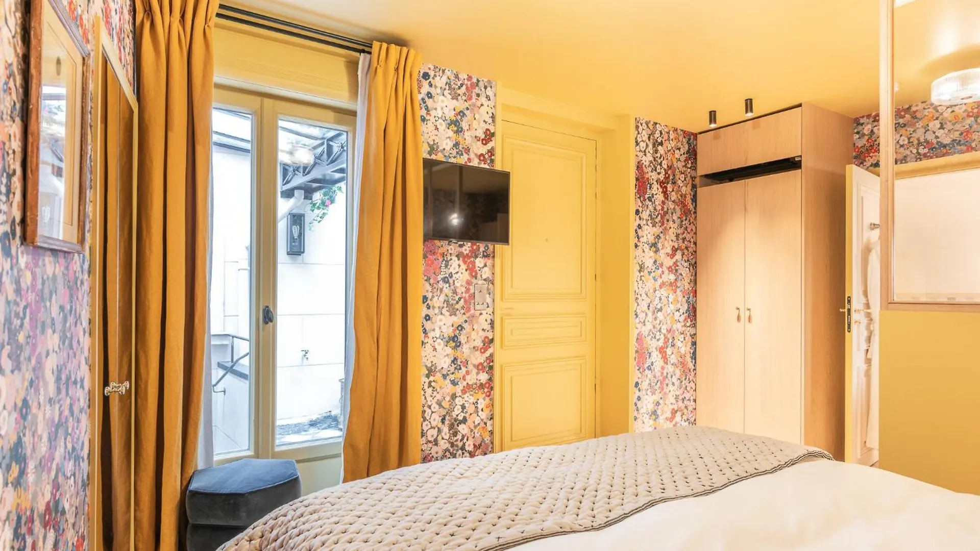 Maison La Boheme Montmartre - Studios & Apartments Paris Aparthotel