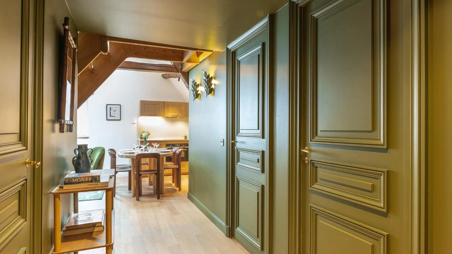 Maison La Boheme Montmartre - Studios & Apartments Paris