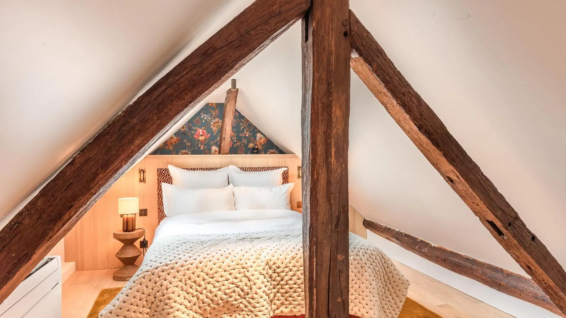 Maison La Boheme Montmartre - Studios & Apartments Paris Fransa