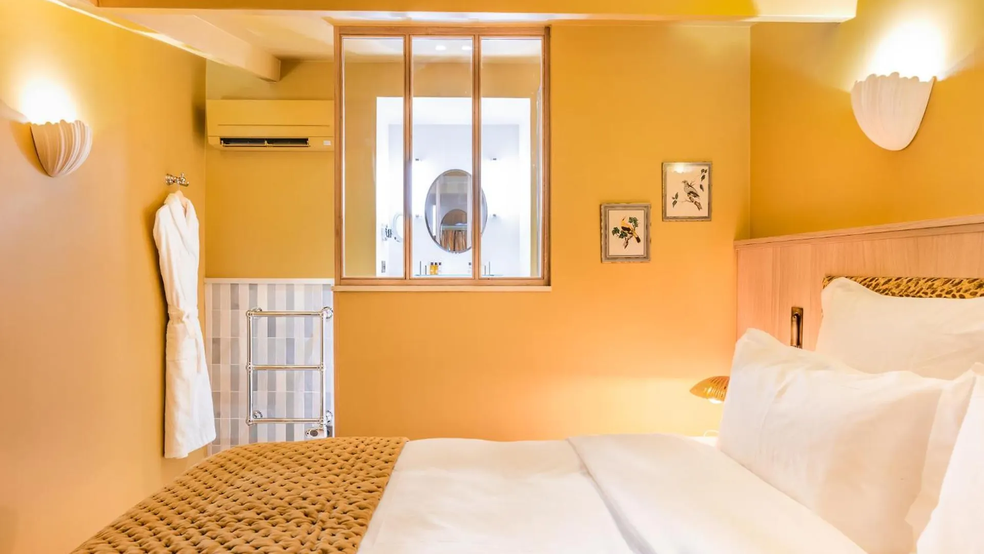 Apart Otel Maison La Boheme Montmartre - Studios & Apartments Paris