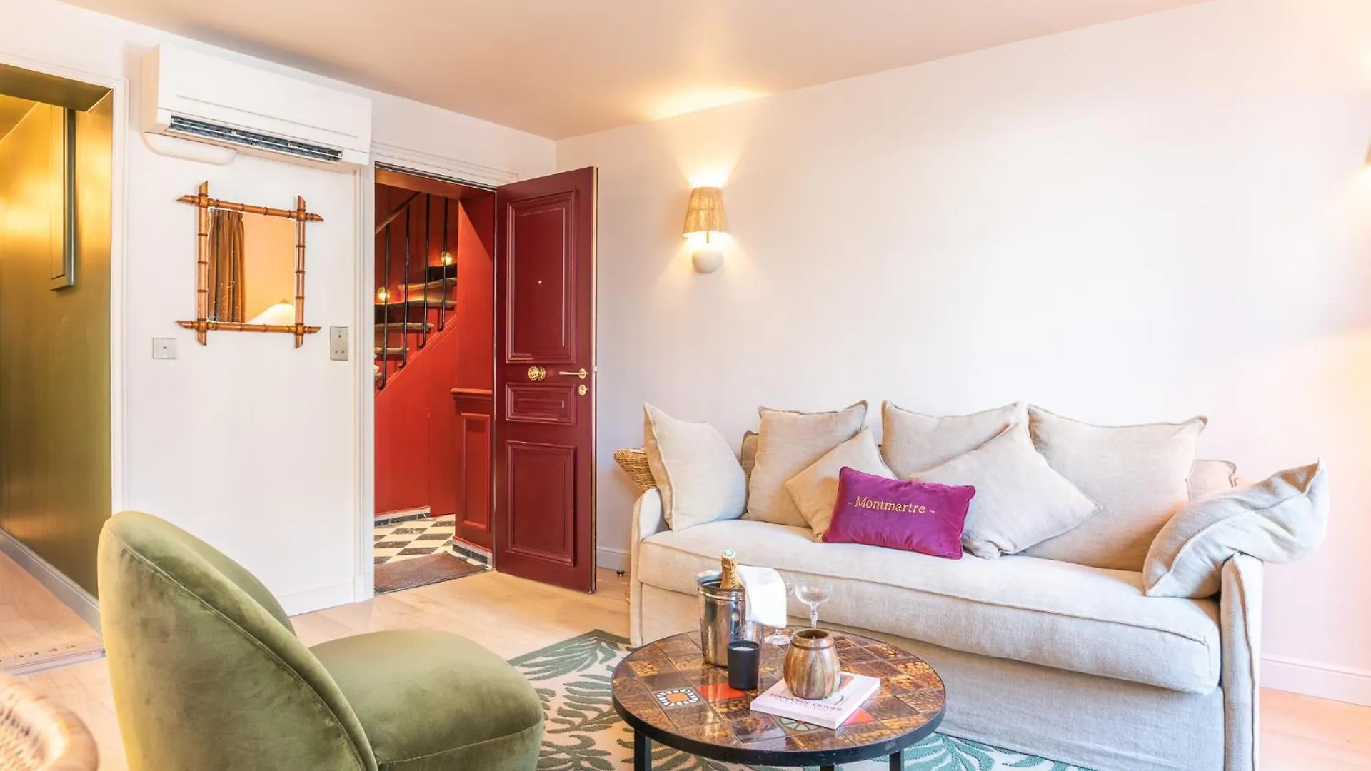 Maison La Boheme Montmartre - Studios & Apartments Paris Aparthotel