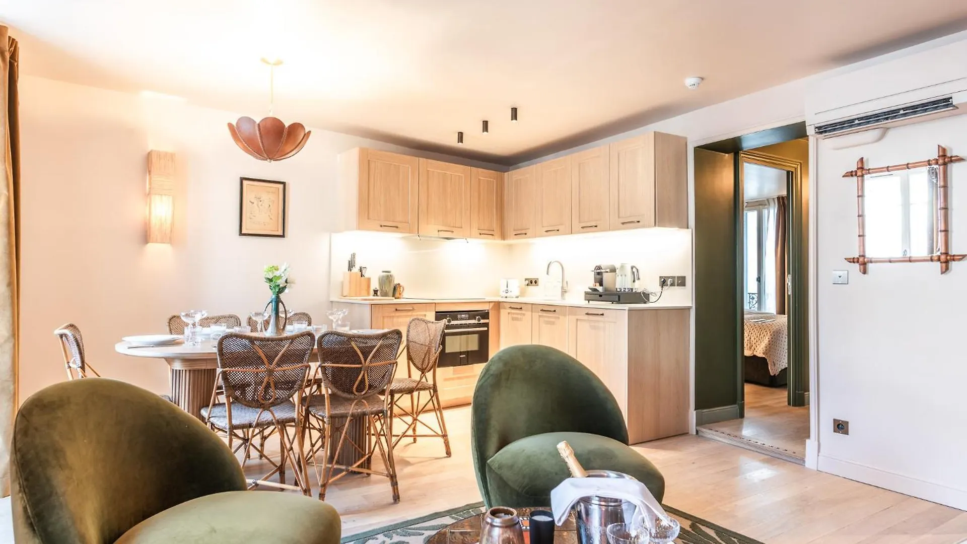 Aparthotel Maison La Boheme Montmartre - Studios & Apartments Paris