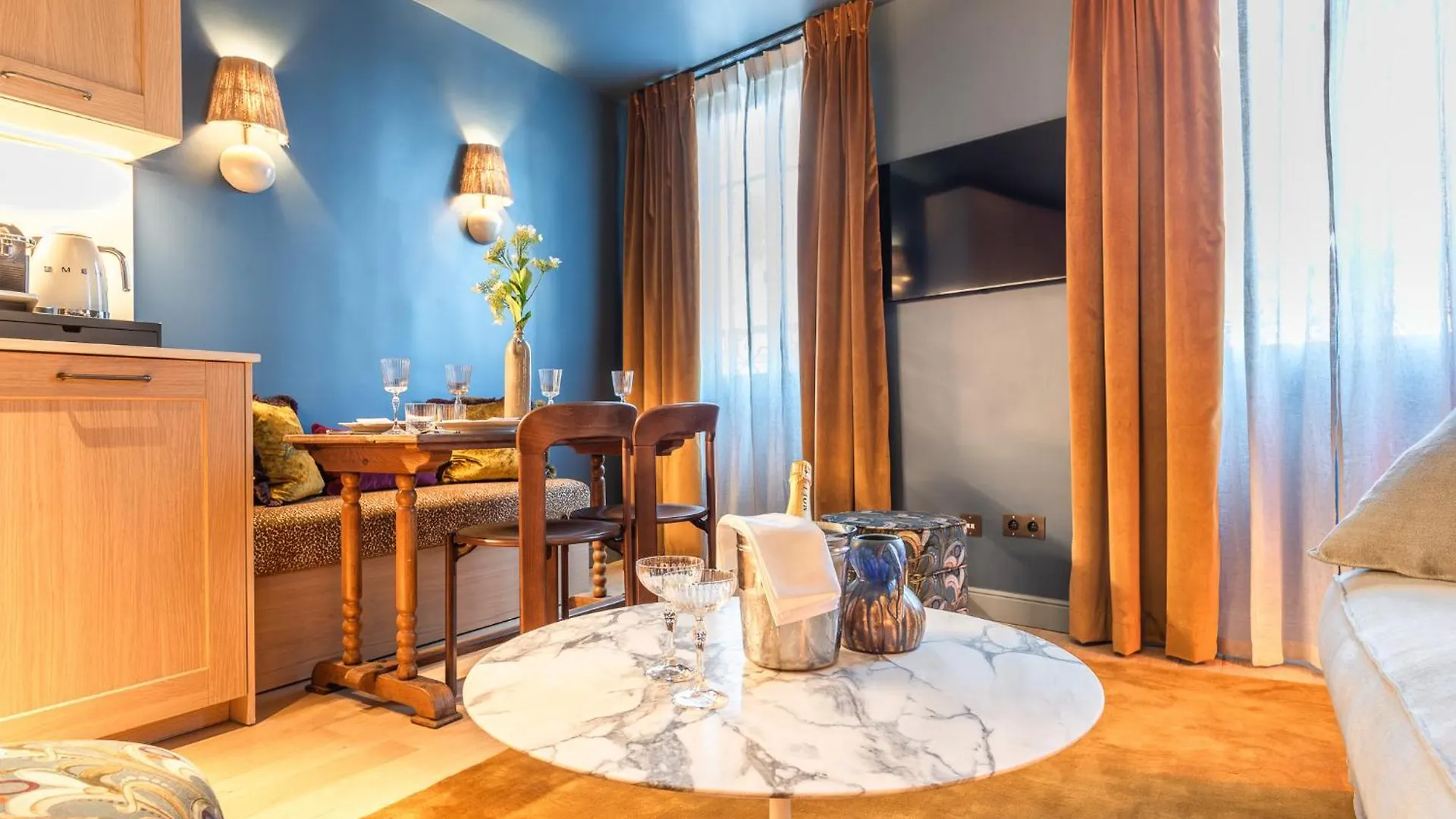 Maison La Boheme Montmartre - Studios & Apartments París