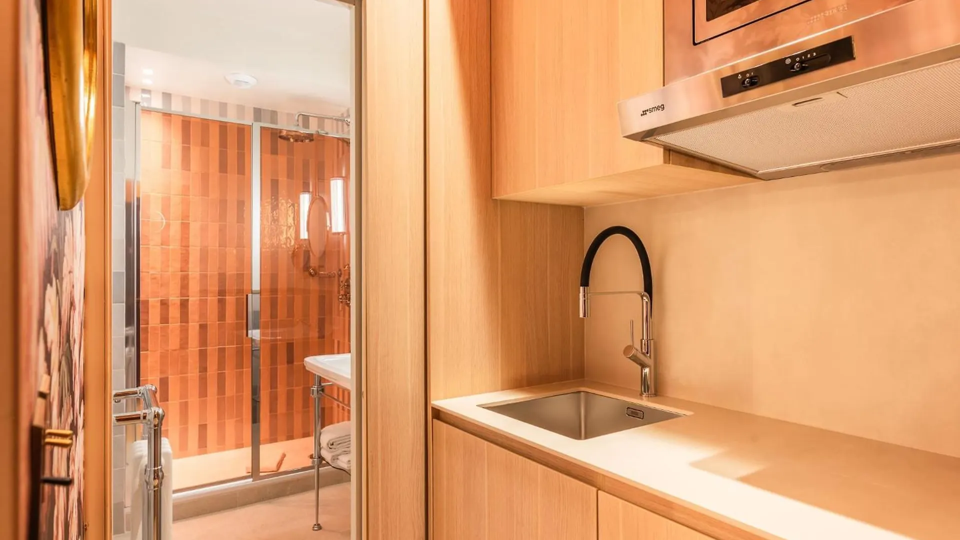 Maison La Boheme Montmartre - Studios & Apartments París Apartahotel