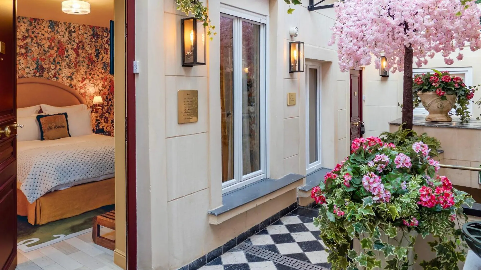 Apart Otel Maison La Boheme Montmartre - Studios & Apartments Paris Fransa