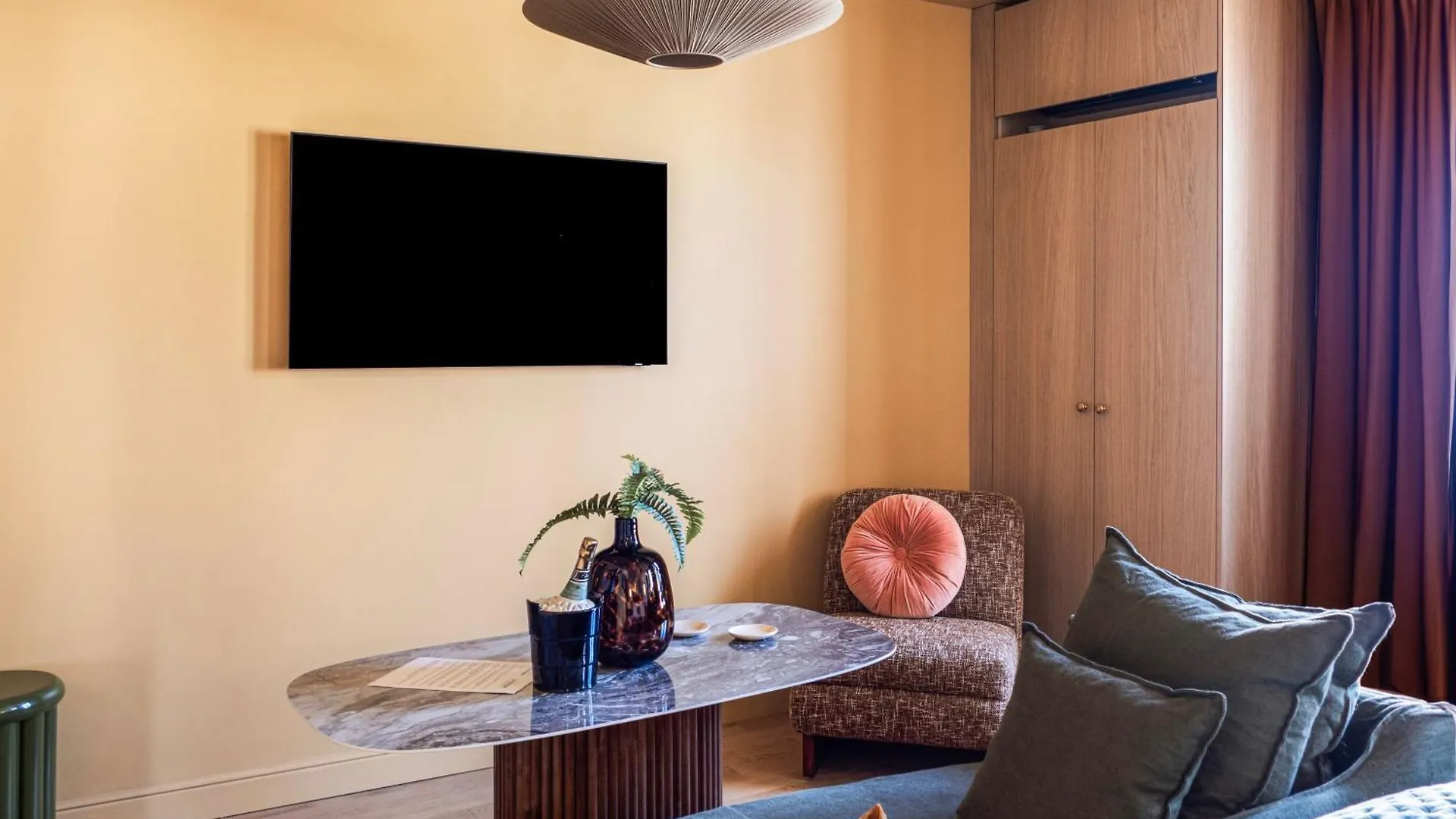 Maison La Boheme Montmartre - Studios & Apartments Paris