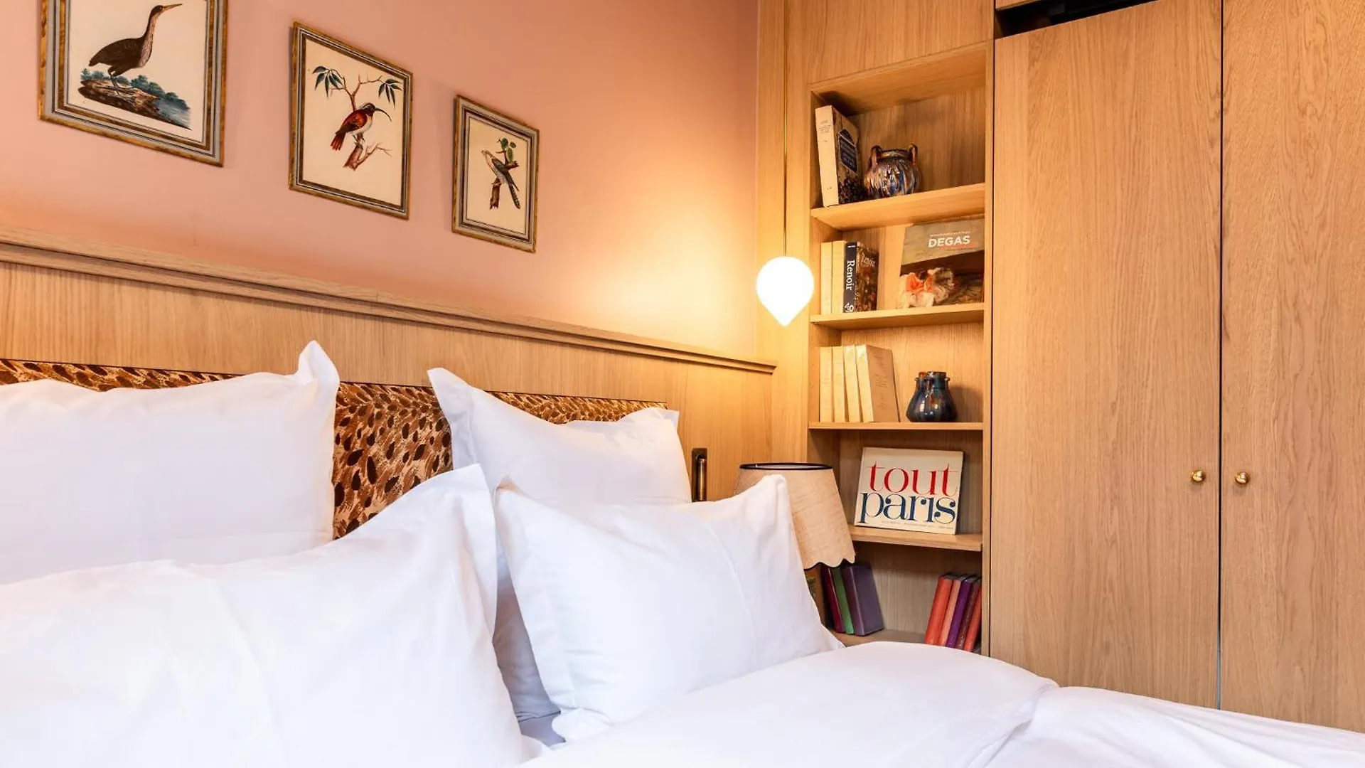 Maison La Boheme Montmartre - Studios & Apartments Paris Lejlighedshotel
